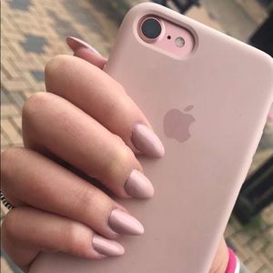 Apple Silicone iPhone 6, 7 & 8 Case Pink Sand